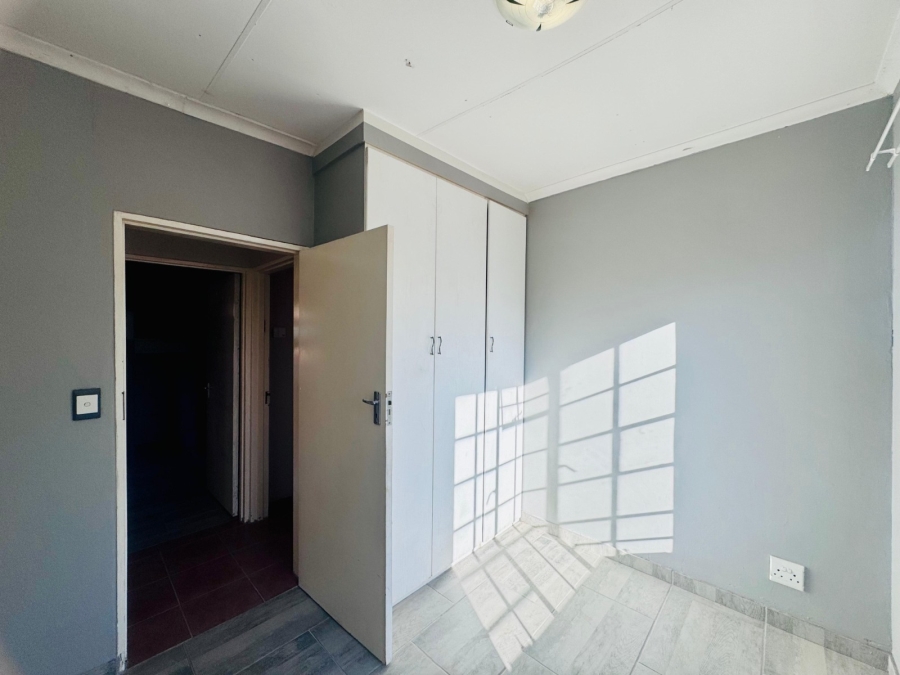 To Let 4 Bedroom Property for Rent in Bodorp North West